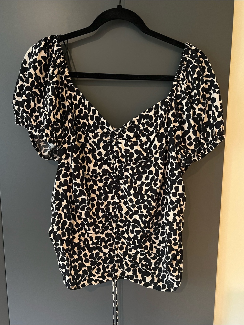 H&M Black & White Puff Sleeve Square Neck Top - L